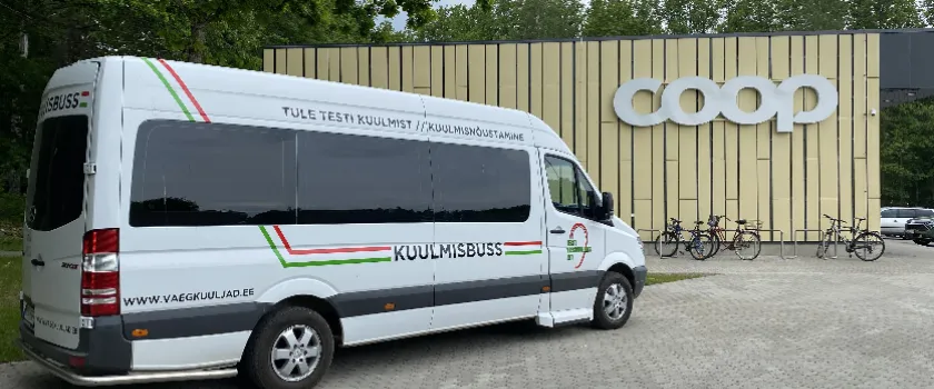 Eesti Vaegkuuljate Liit: toeta Kuulmisbussi ja aita tuua esmatasandi kuulmisabi noortest eakateni!